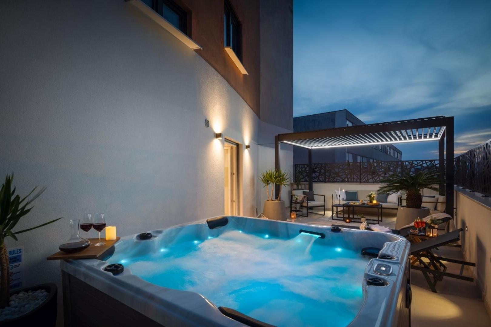 Luxury Apartment Silvery In Split Center With Jacuzzi, Sauna And Parking Dış mekan fotoğraf