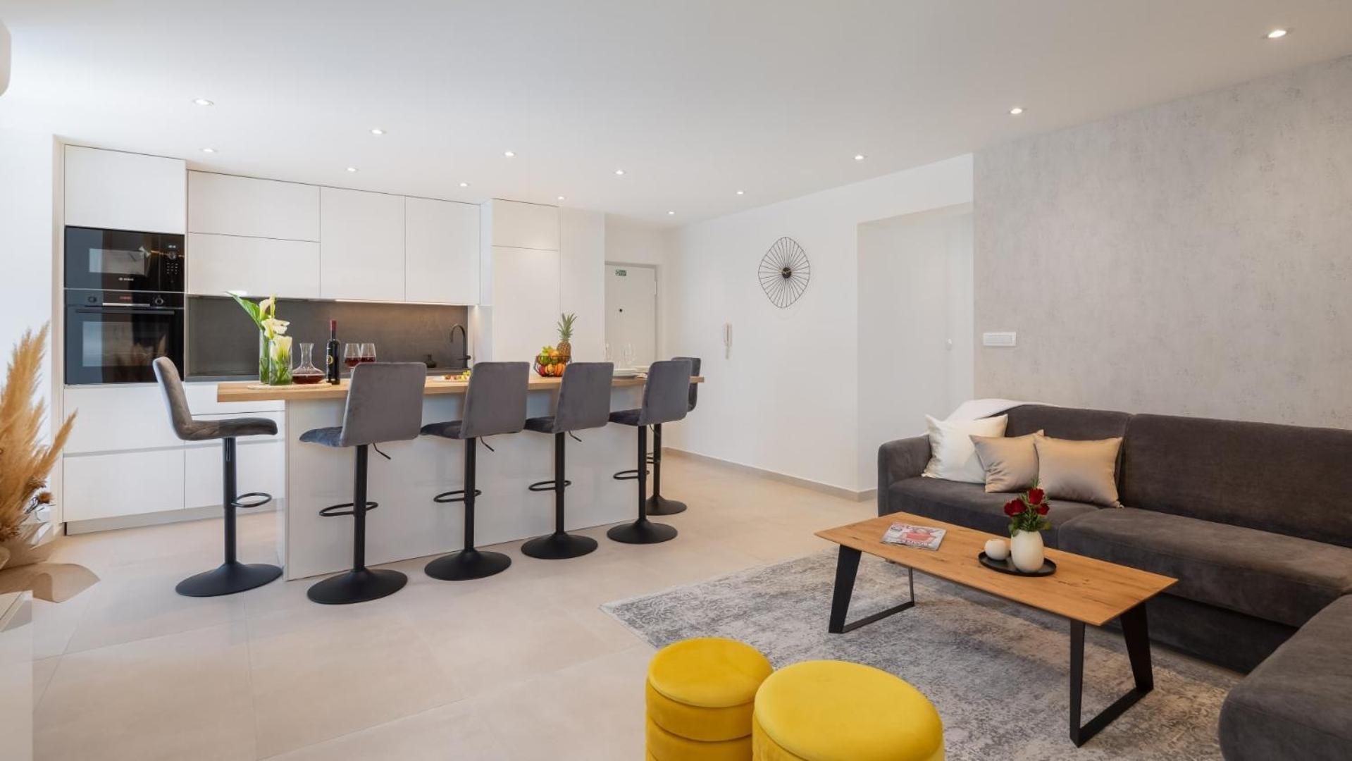 Luxury Apartment Silvery In Split Center With Jacuzzi, Sauna And Parking Dış mekan fotoğraf