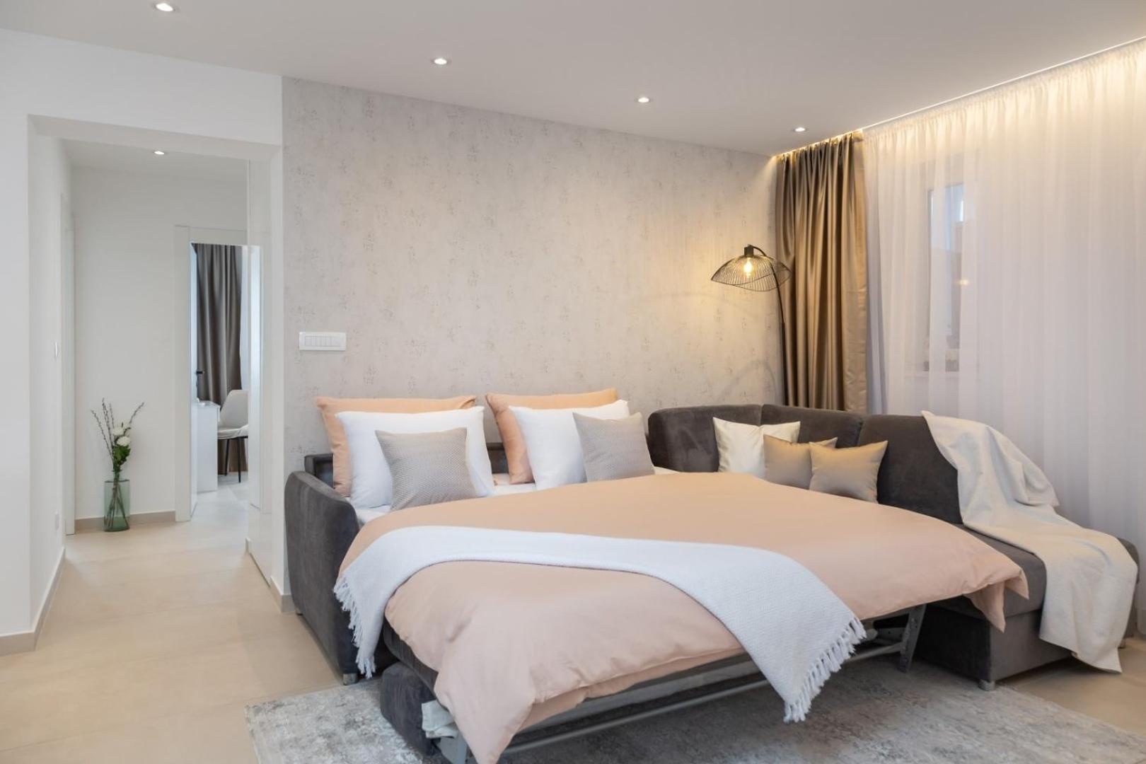 Luxury Apartment Silvery In Split Center With Jacuzzi, Sauna And Parking Dış mekan fotoğraf