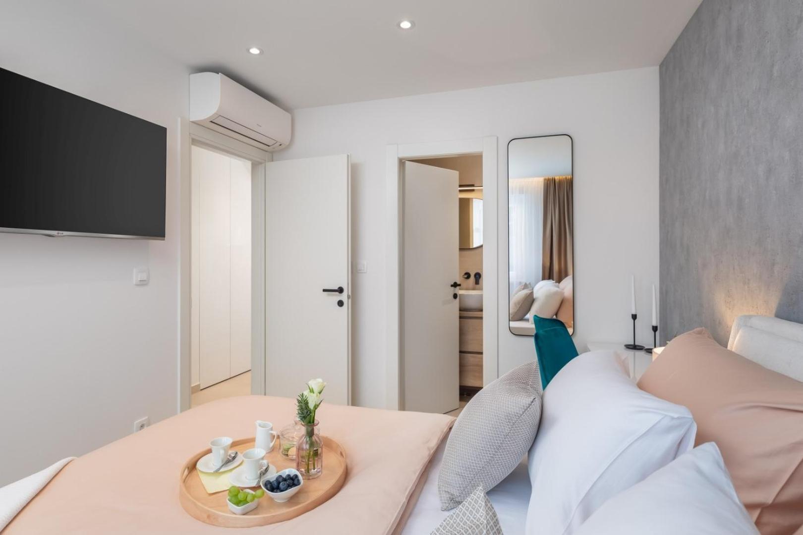 Luxury Apartment Silvery In Split Center With Jacuzzi, Sauna And Parking Dış mekan fotoğraf
