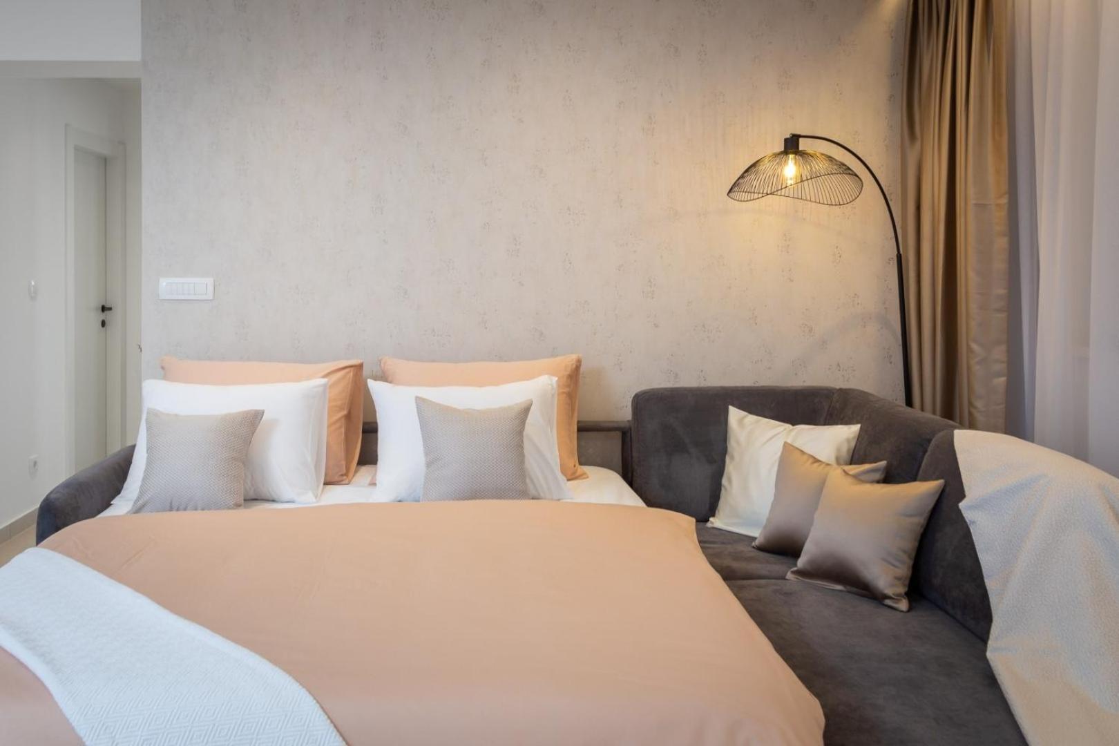 Luxury Apartment Silvery In Split Center With Jacuzzi, Sauna And Parking Dış mekan fotoğraf