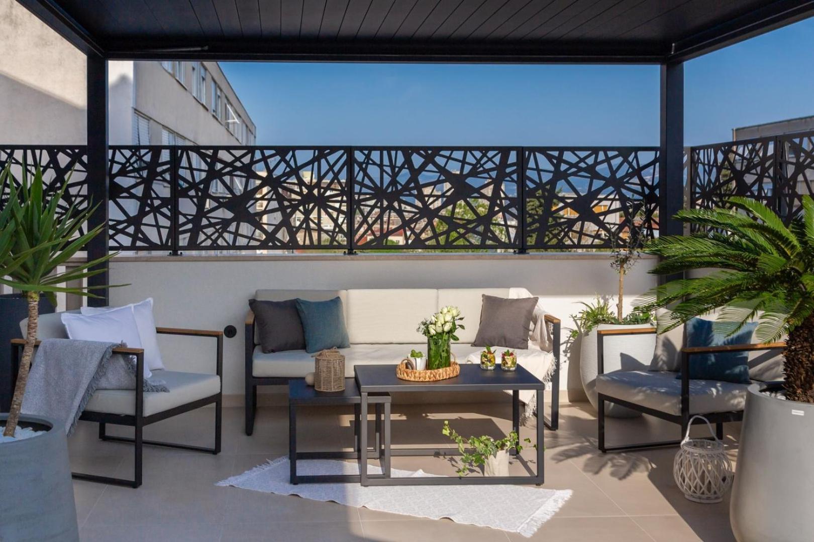 Luxury Apartment Silvery In Split Center With Jacuzzi, Sauna And Parking Dış mekan fotoğraf